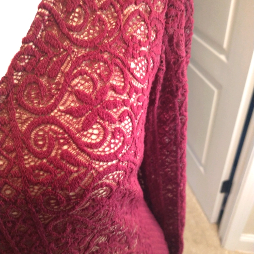 Speechless Burgundy Lace Overlay Dress with Cut-Out Back - Picture 5 of 6